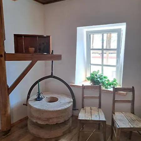 Statek 100dola Guest house *